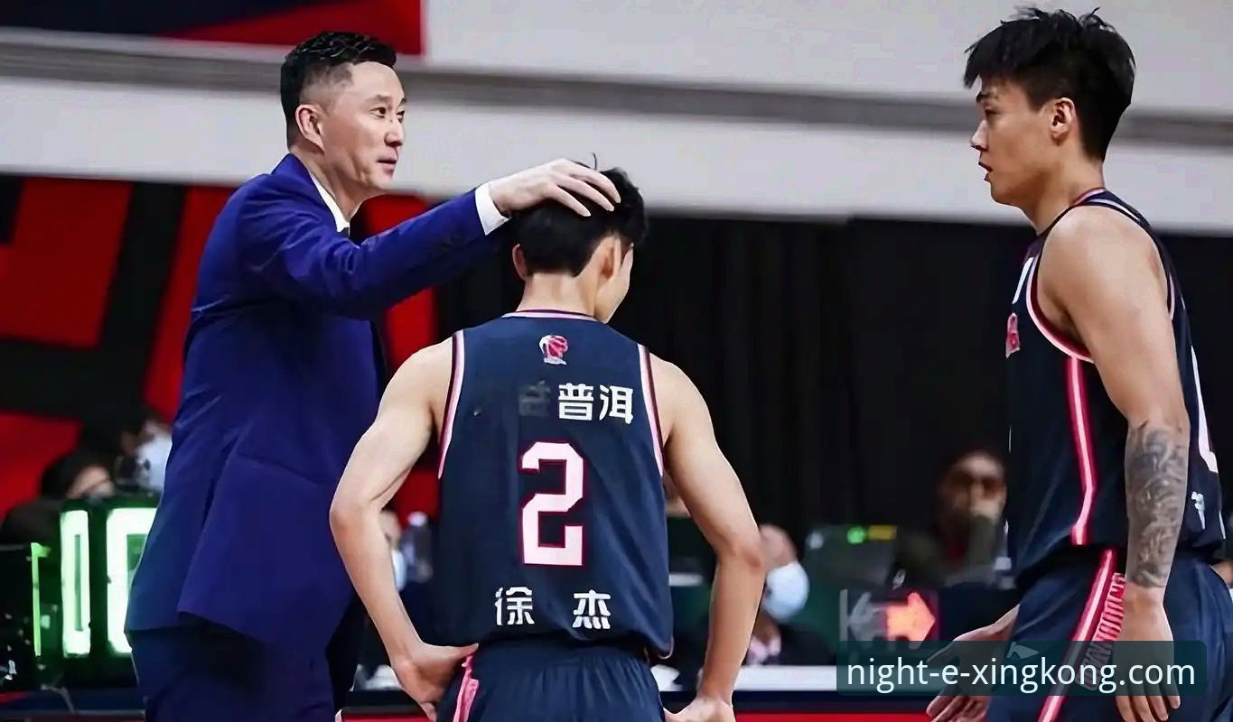 揭秘上海男篮12连胜背后的战术密码：一场团队篮球的胜利范本